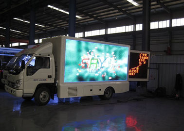 camión de 6500Nits LED que hace publicidad de la pantalla de los 4.096M de los x 2.048M 1R1G1B 3In1 HD LED proveedor