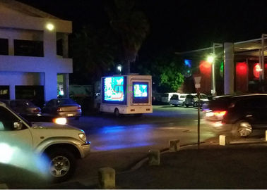 El camión de la publicidad de IP65 PH10mm montó mantenimiento posterior movible de la pantalla del LED proveedor